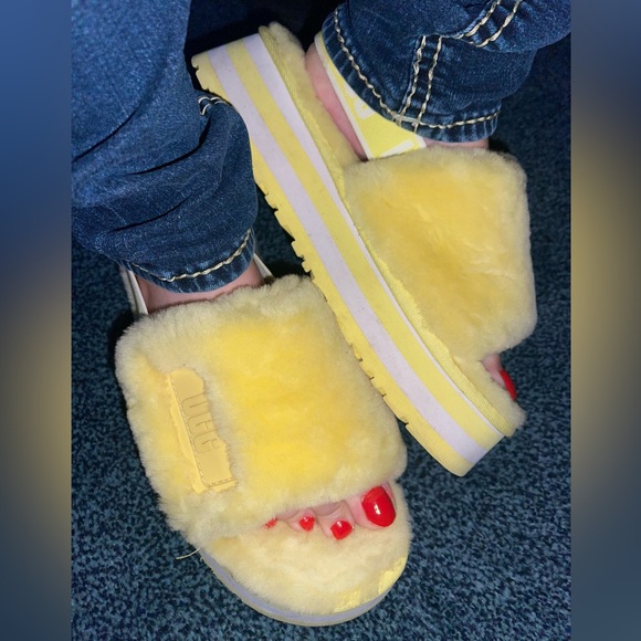 UGG Shoes - UGG Sunny Yellow Fluffy Slides